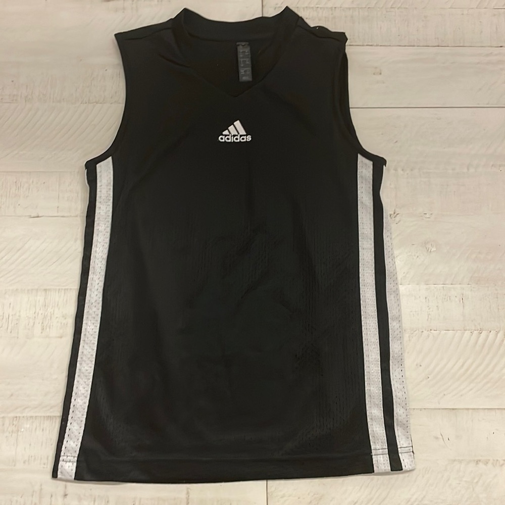 Adidas kids basketball tank, black and white Size M